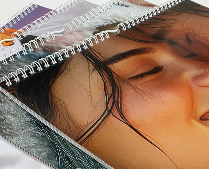 Kvalitné nástenné fotokalendáre z vašich jedinečných fotografií