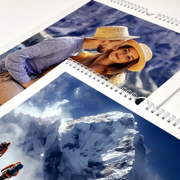 Nástenný fotokalendár Frame z vlastných fotiek, A3 na výšku