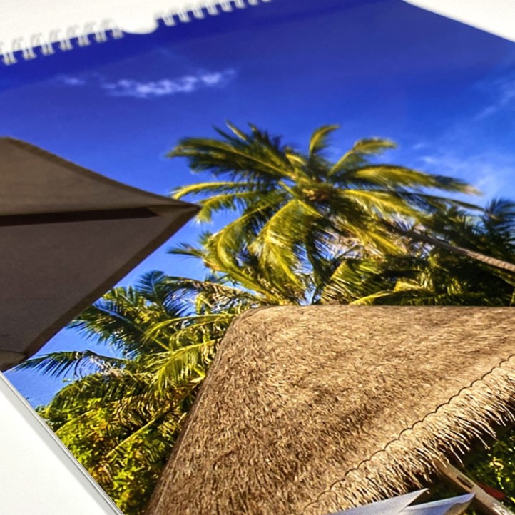 Nástenný fotokalendár Line z vlastných fotiek, A4 na výšku