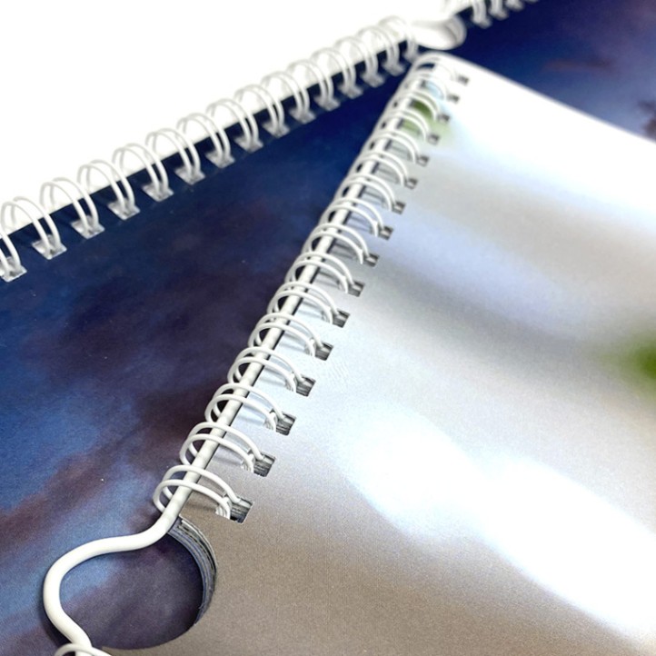 Nástenný fotokalendár Minimal z vlastných fotiek, A4 na šírku