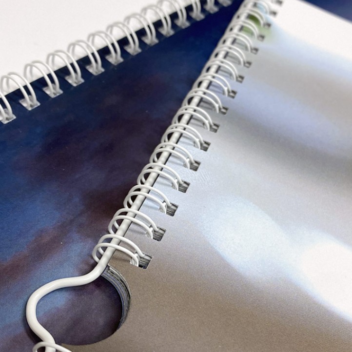 Nástenný fotokalendár Minimal z vlastných fotiek, A4 na výšku