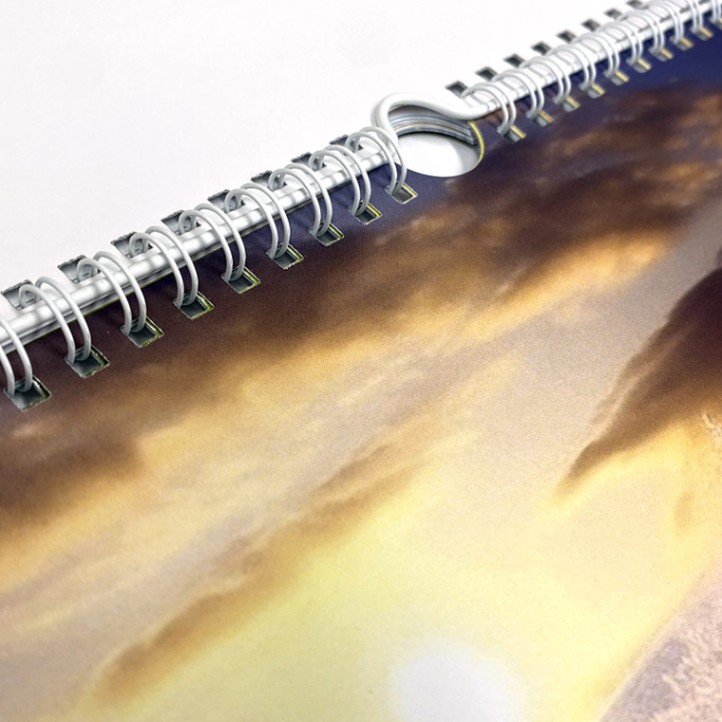 Nástenný fotokalendár Trendy z vlastných fotiek, 30×30 cm